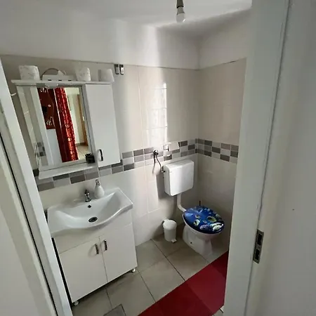 Kuca Za Odmor Ana Prázdninový dům Ugrinici