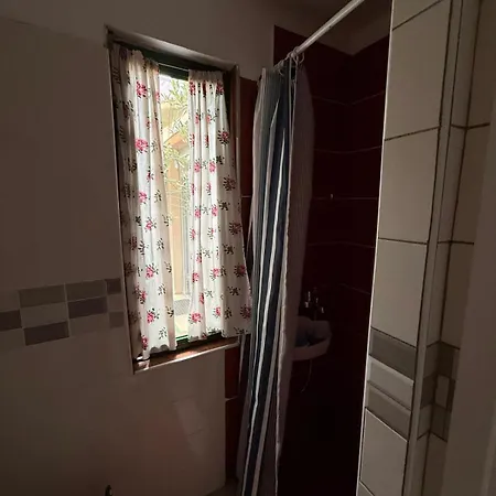 Vikendica Kuca Za Odmor Ana Ugrinici