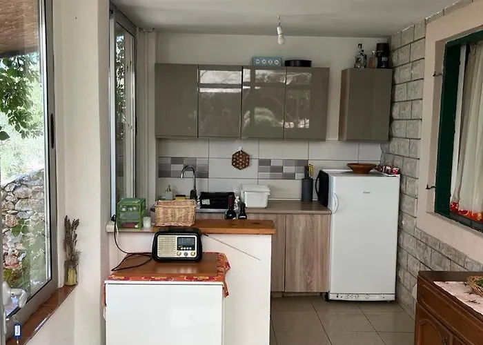 Kuca Za Odmor Ana * Ugrinici